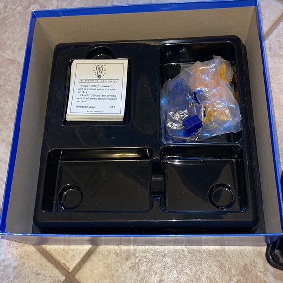 Monopoly Millennium Edition 2000 by Parker Brothers - Picture 4 of 6